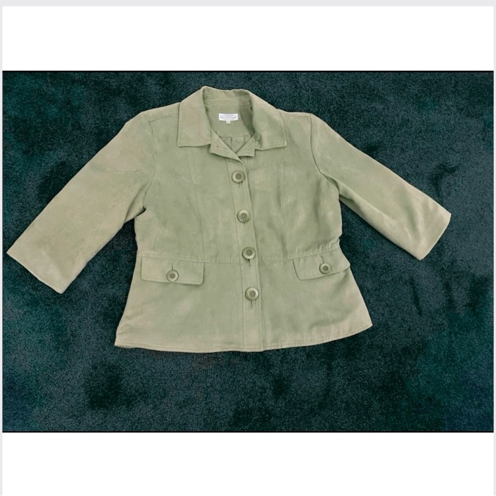 🇨🇦 Northern Reflections Olive Faux Suede Utility Jacket | Easy Layering - Picture 3 of 16